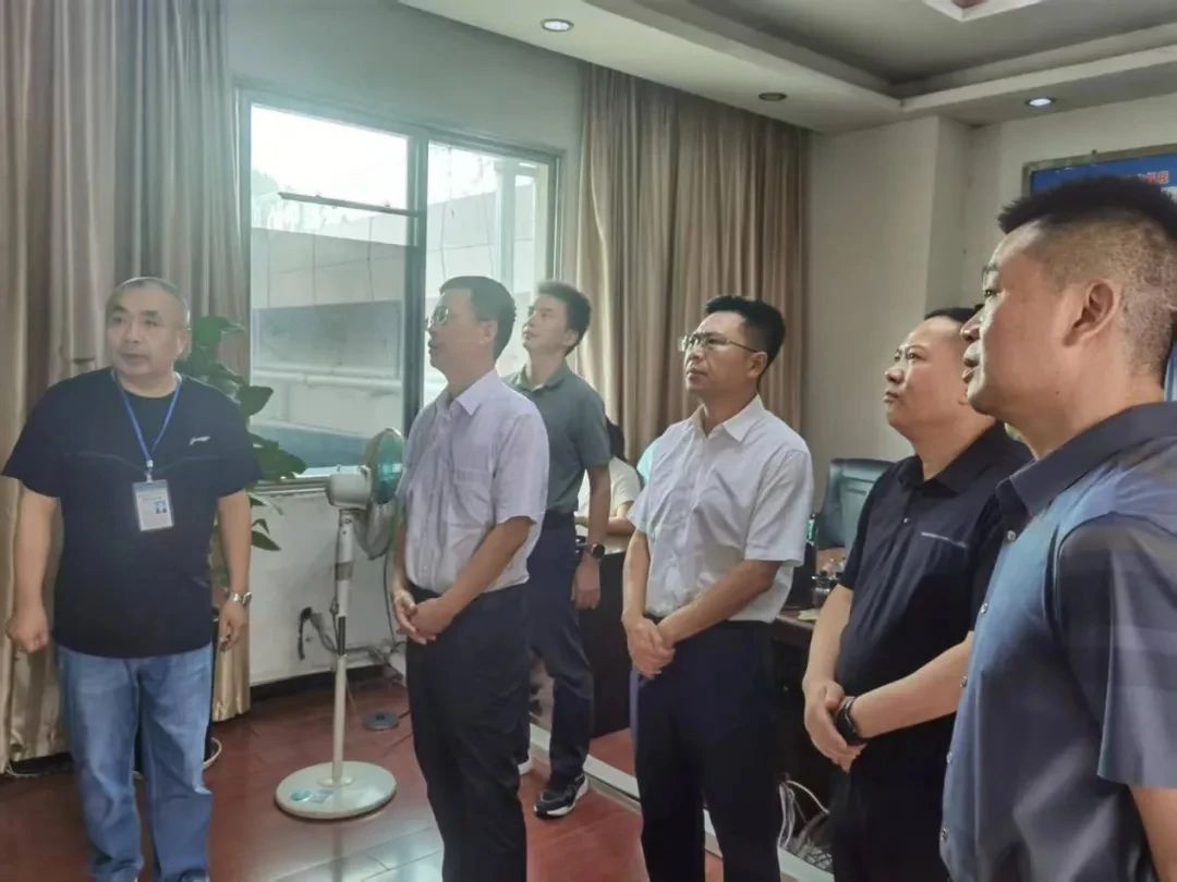 四川省交通运输厅副厅长胡洪波赴遂宁包保督导，筑牢汛期暑期运输安全防线